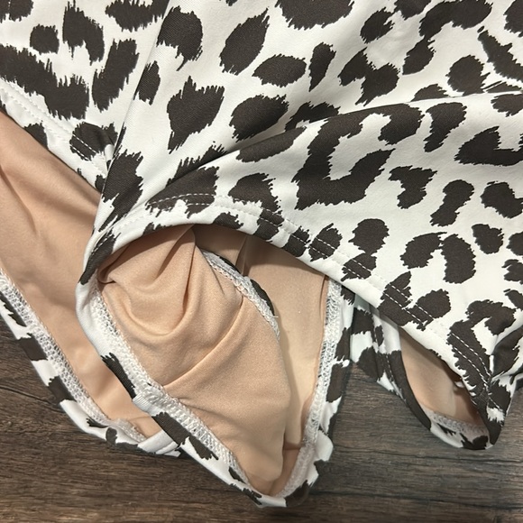 J crew cross back leopard bikini top bottom medium - Picture 4 of 6